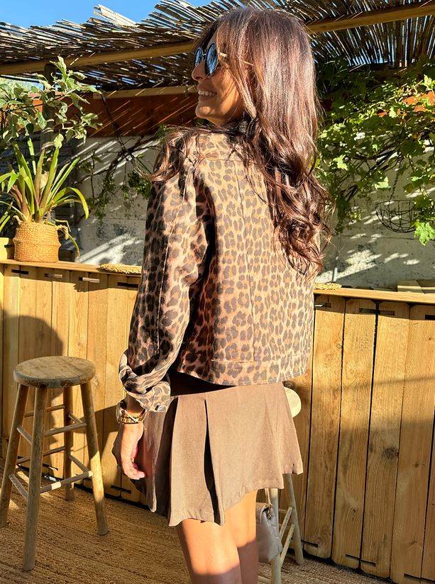Veste Léopard en Denim Chic - ElyGlam