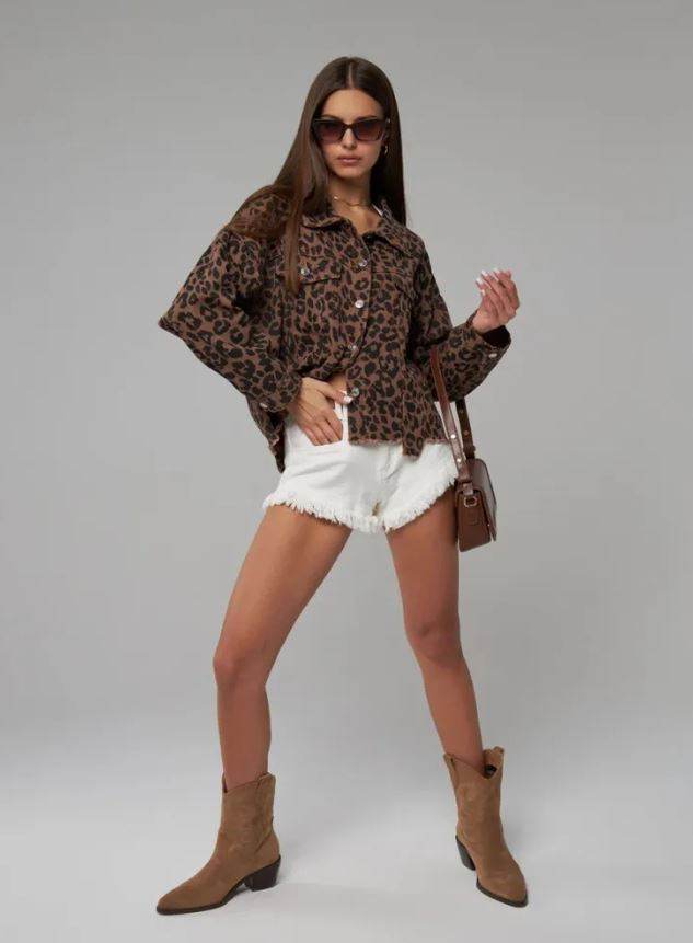 Veste Léopard en Denim Chic - ElyGlam