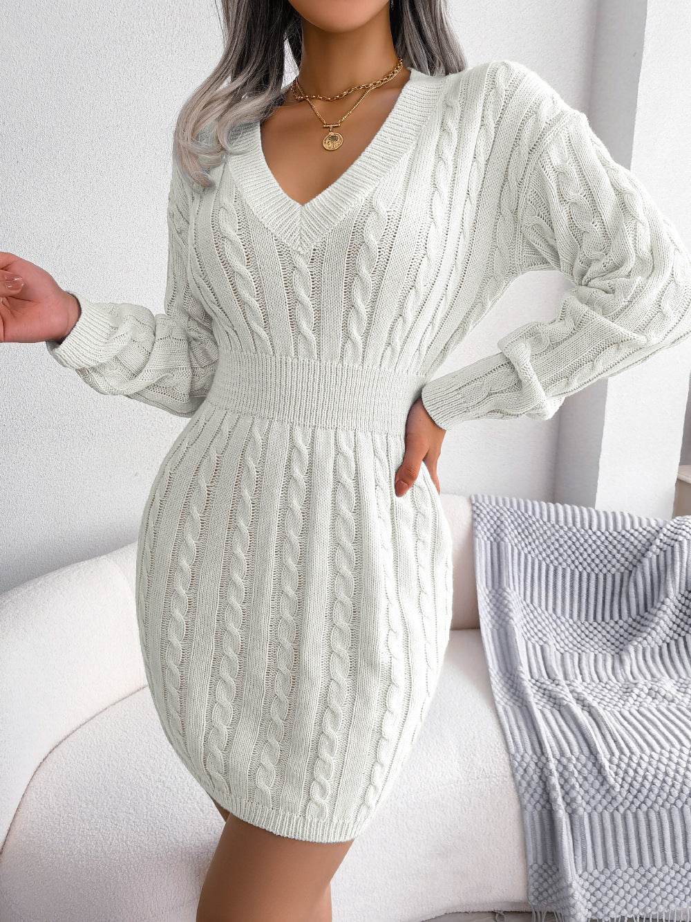 Robe tricotée col V manches longues - ElyGlam