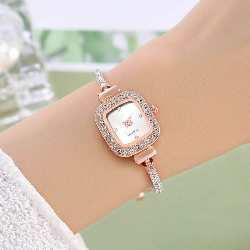 Gift - Luxury Watch - ElyGlam