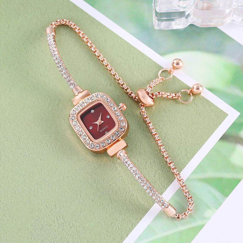 Gift - Luxury Watch - ElyGlam