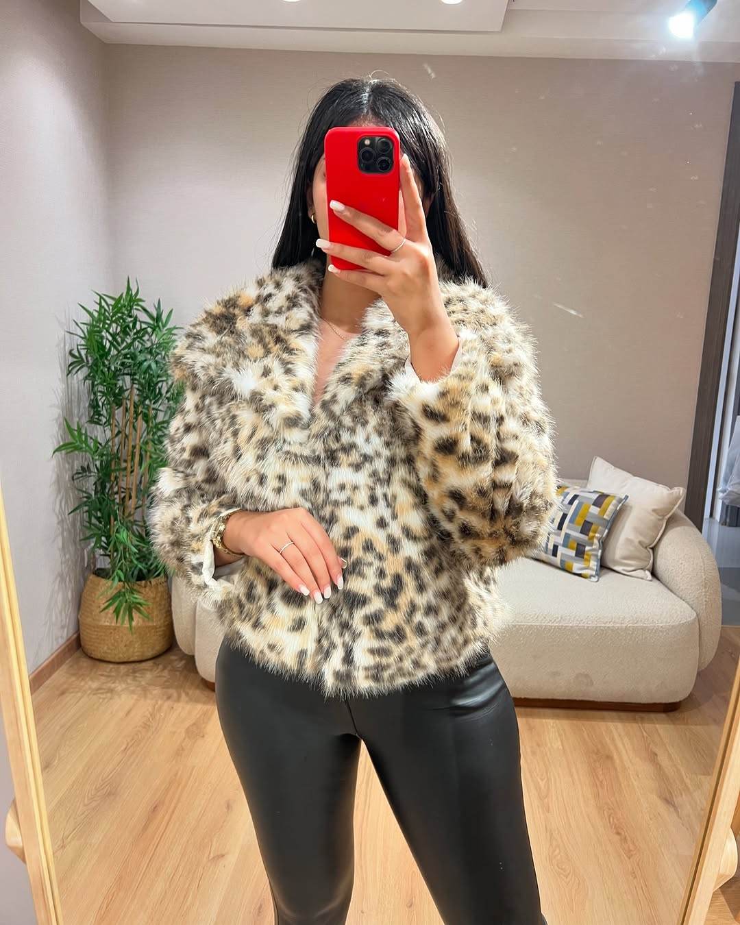 Manteau Court en Fourrure à Motif Léopard - ElyGlam