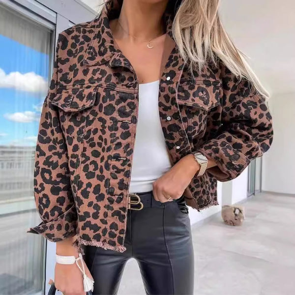 Weste mit Leopardenmuster und schickem Denim